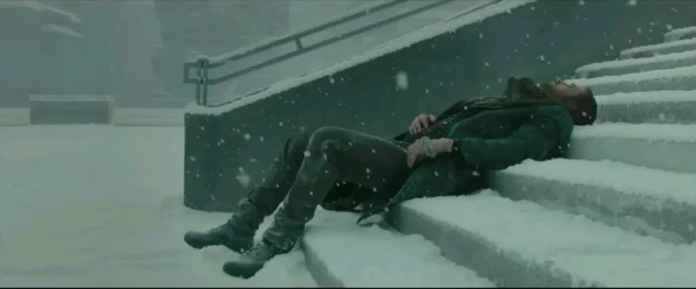 Ryan Gosling makaamassa lumessa