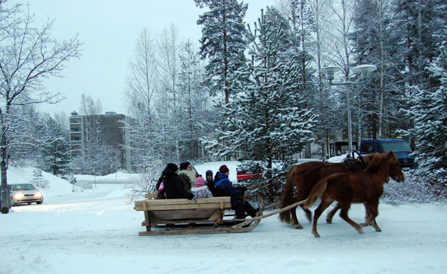 Jouluinen rekiajelu Vadelmakujalla